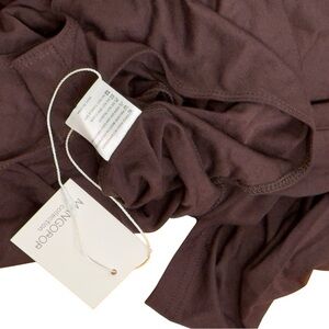 Mangopop Bodysuit Women M Brown Chocolate‎ Mock Neck Long Sleeve Stretch Snaps